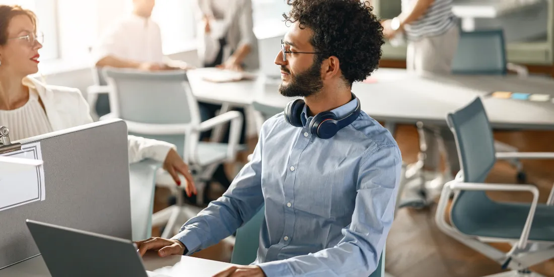 SIRH et IA : comment l'IA rendra l'avenir des RH plus productif?