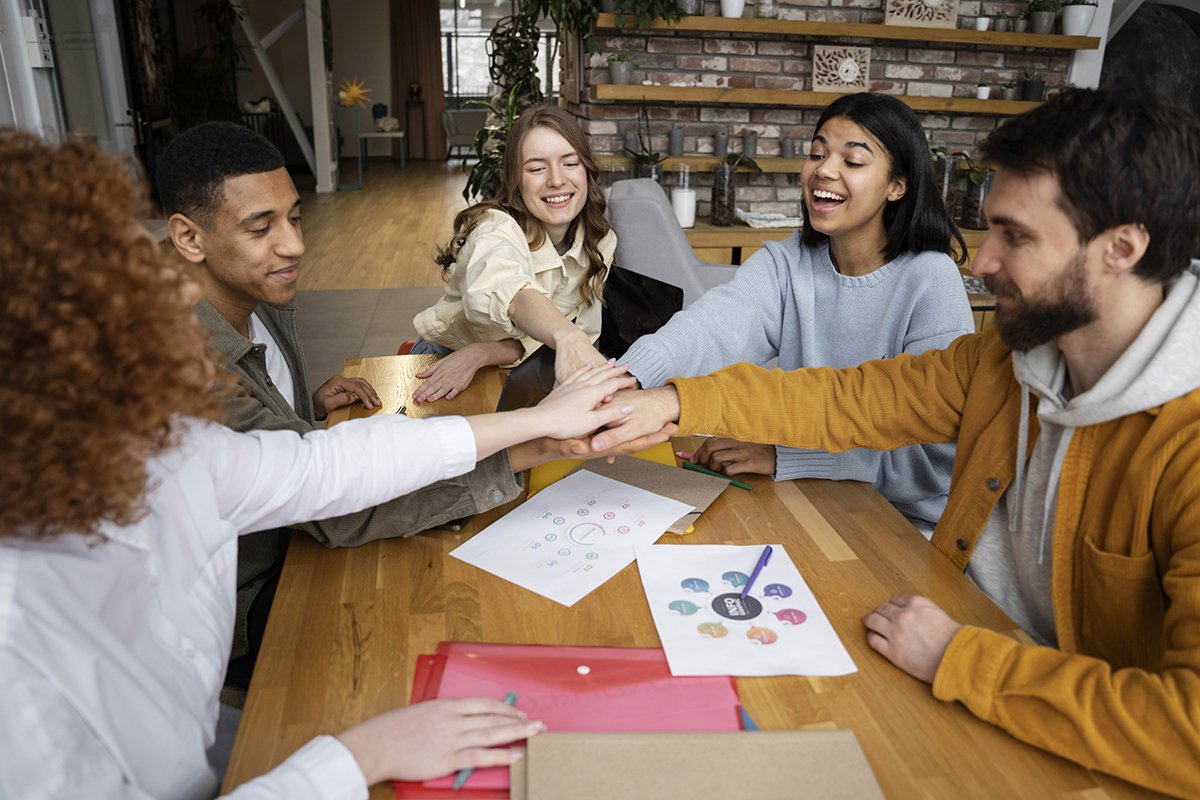 co-working-people-working-together
