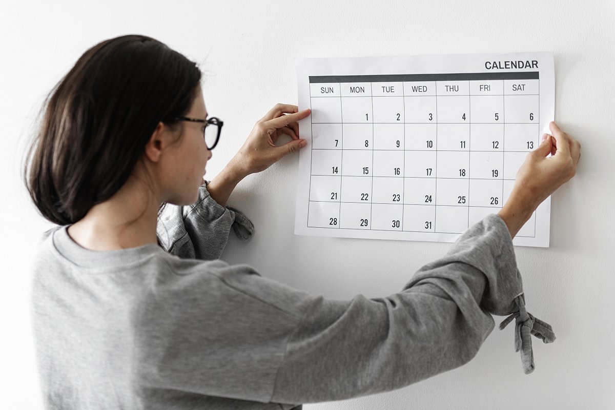 woman-checking-calendar