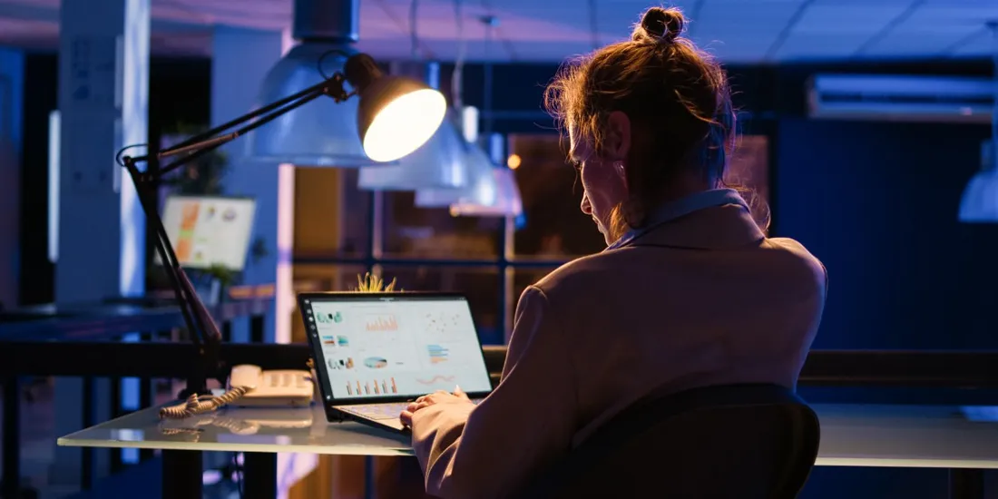 Workaholisme : comment reconnaître et prévenir la dépendance au travail